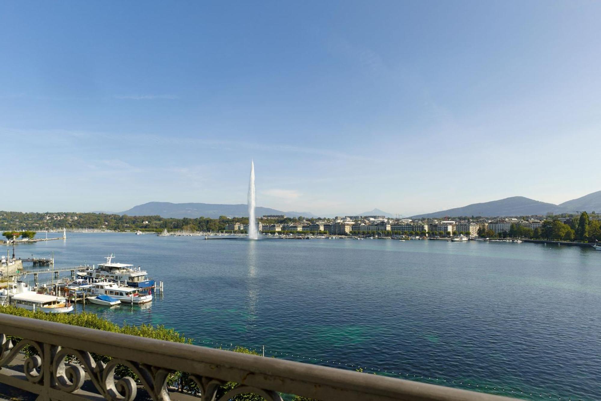 The Ritz-Carlton Hotel De La Paix, Genève Extérieur photo